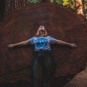 Meet your Posher, Niki